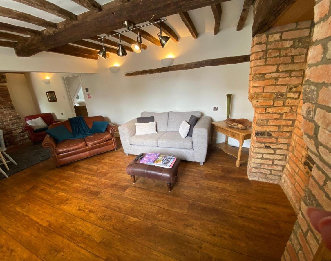 Stoop Cottage - In The Heart Of Quorn Quorndon Exterior foto